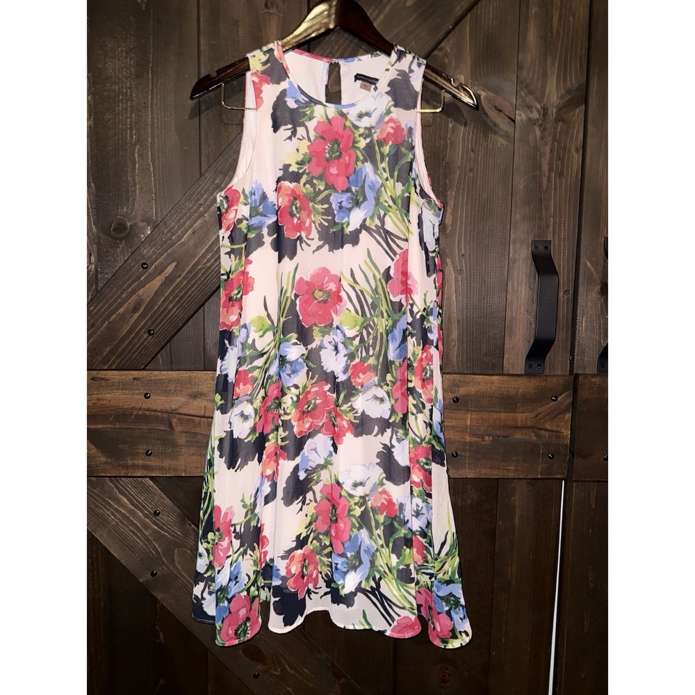 Tommy Hilfiger Women's Dress 6 Pink & Multicolor Floral Print Knee-length Shift